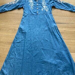 Vintage Denim Floral A/Line Maxi Dress